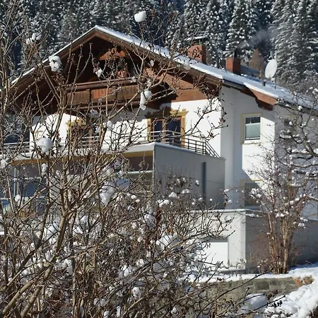 Tina Neustift im Stubaital