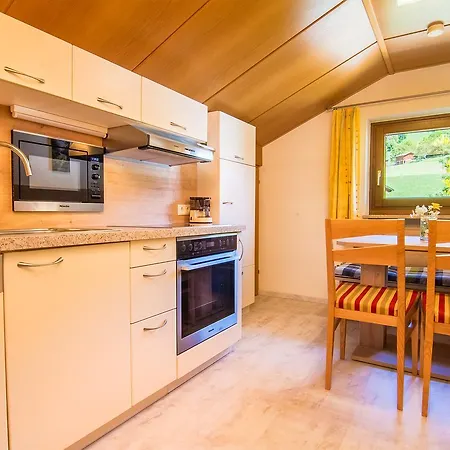 Guest house Tina 3*