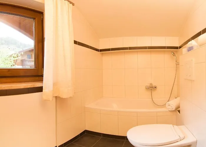 招待所 蒂娜旅馆 3*