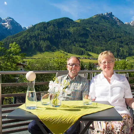 Pensionat Tina 3*