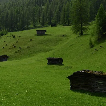 Vendégház Tina Neustift im Stubaital